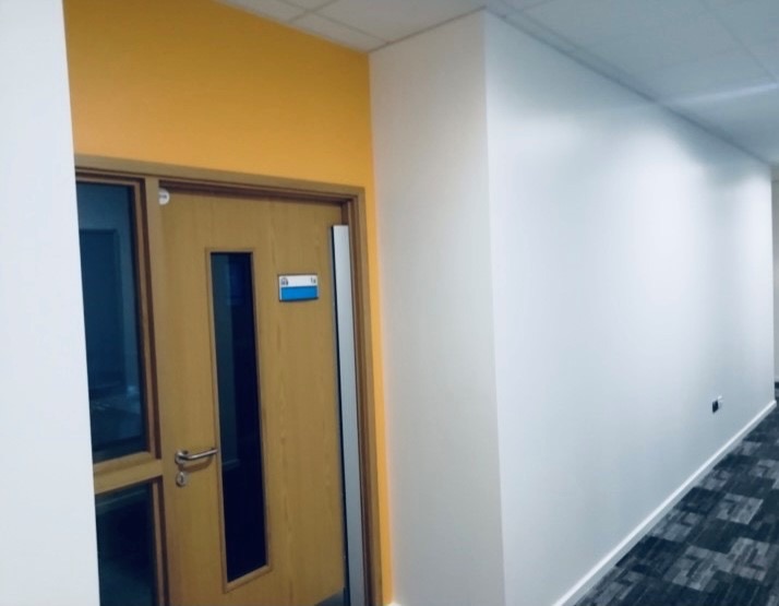 Key-stage corridor